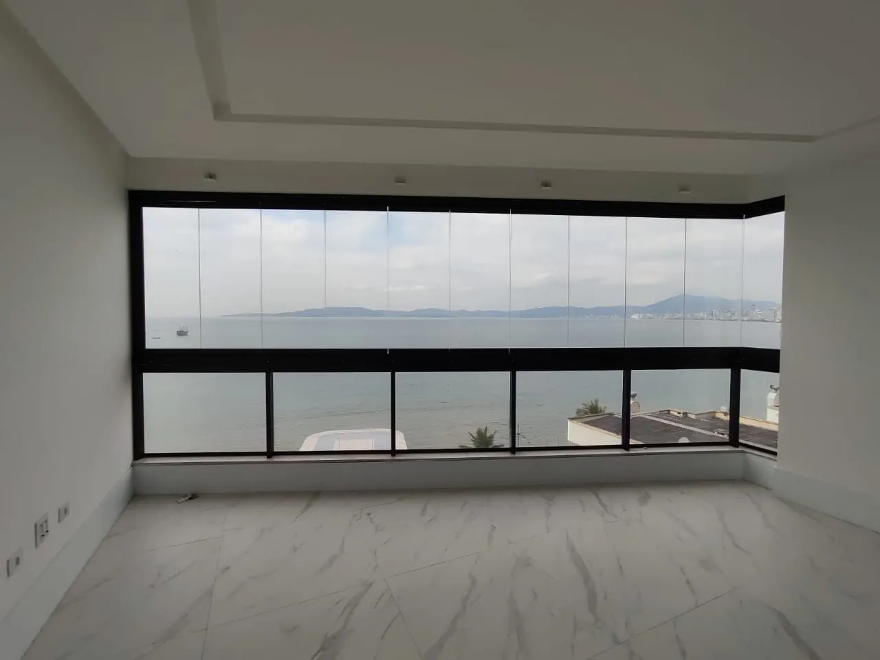 INFINITY CLUB