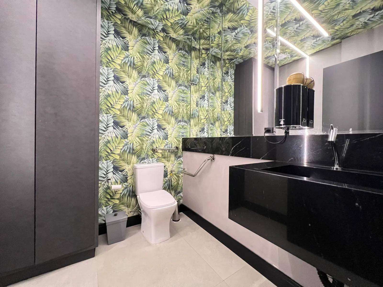 SALA COMERCIAL NO BLUE DIAMOND