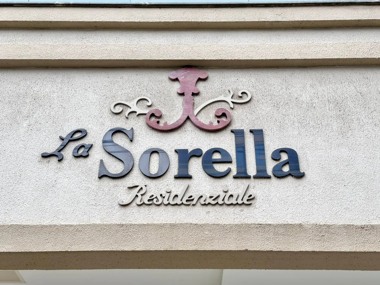 LA SORELLA