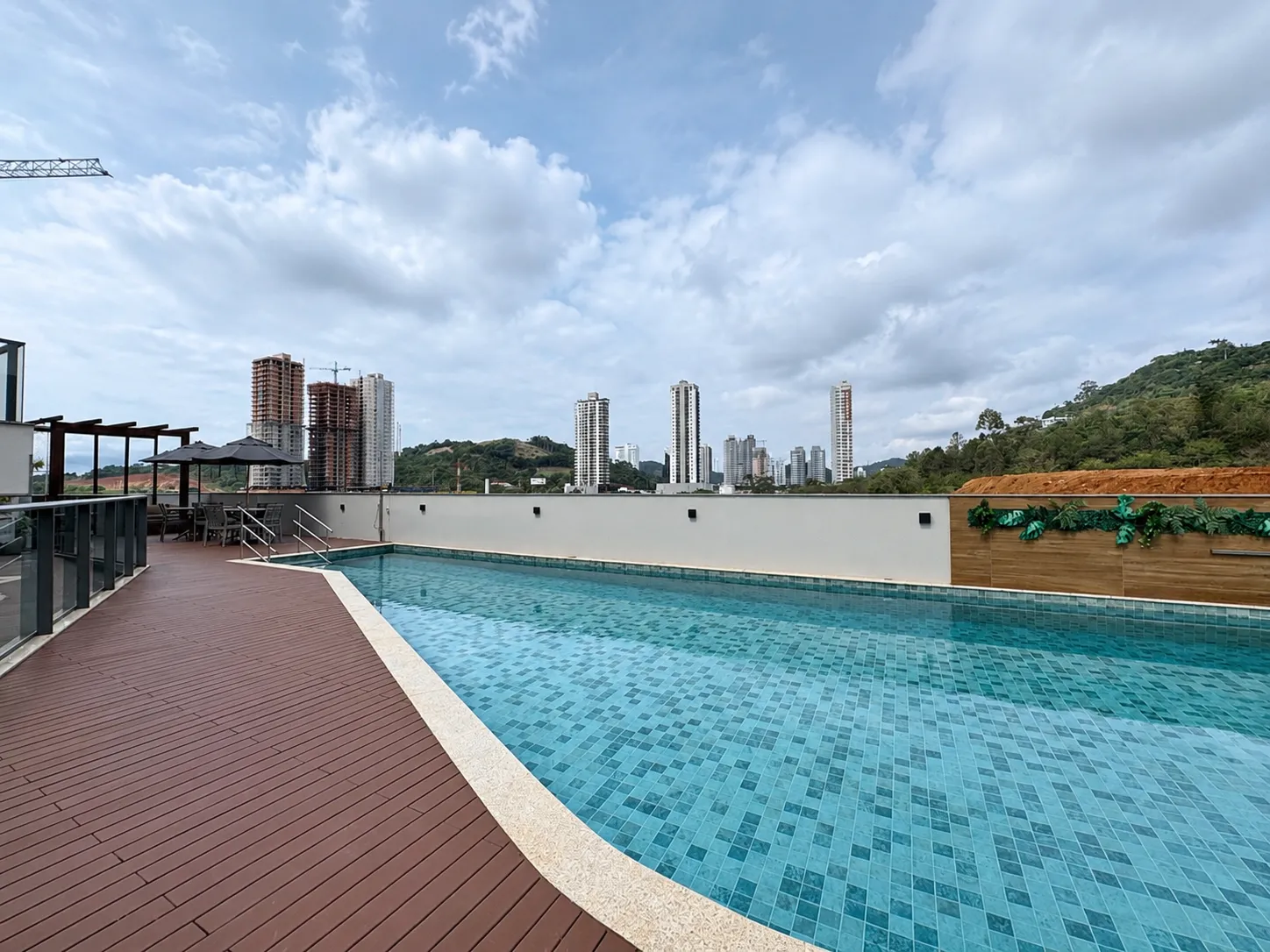 BRAVA GARDEN HOME CLUB