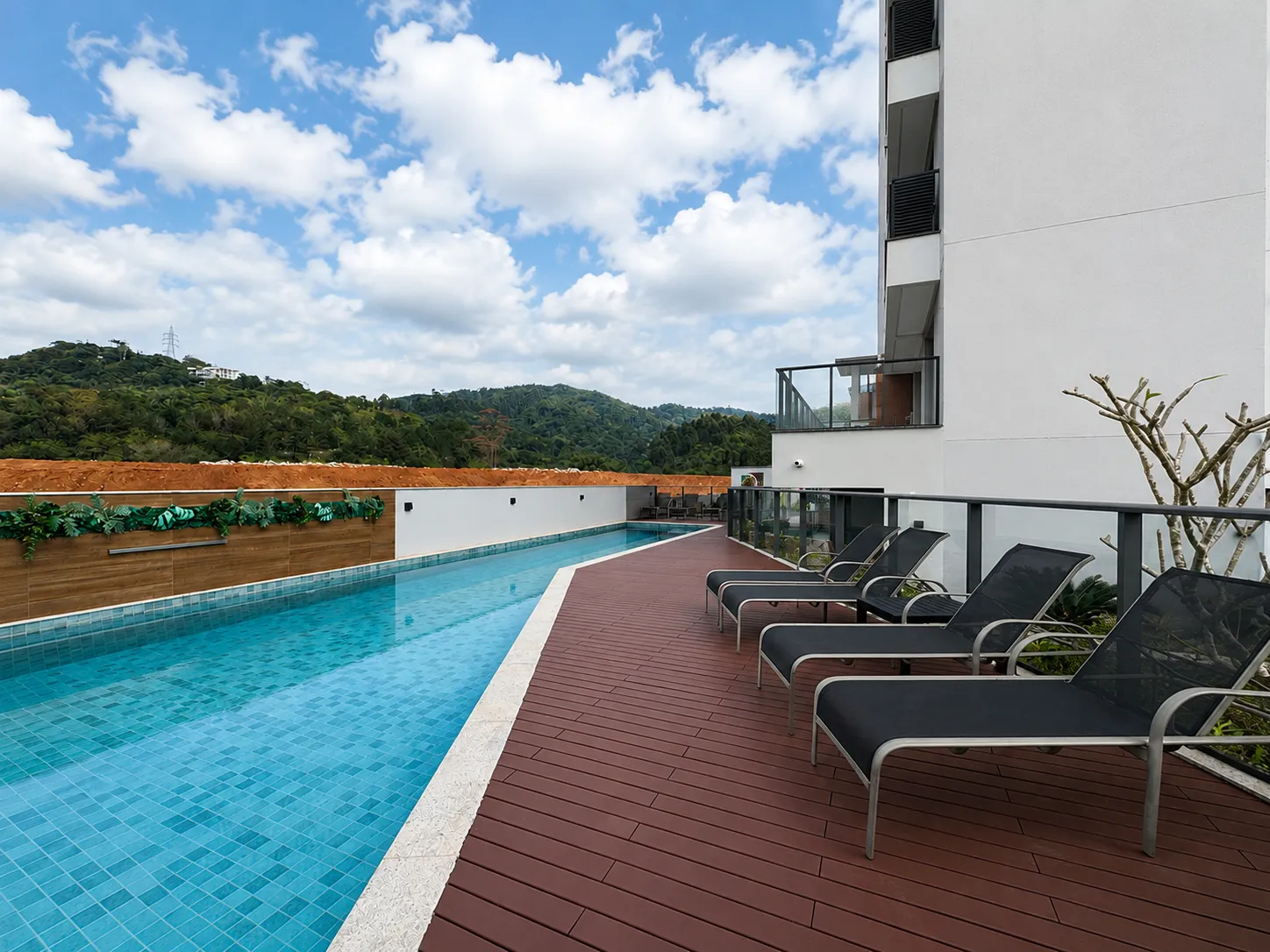 BRAVA GARDEN HOME CLUB