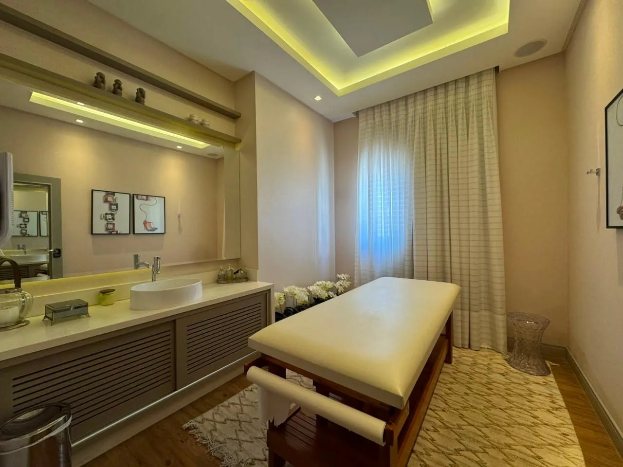 ROYALTON
