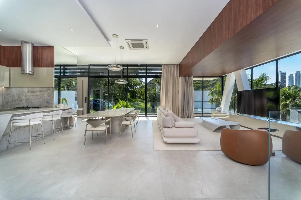 CASA ALTO PADRÃO