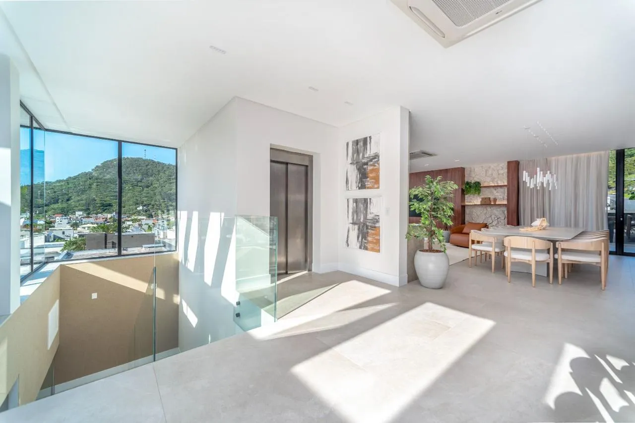 CASA ALTO PADRÃO