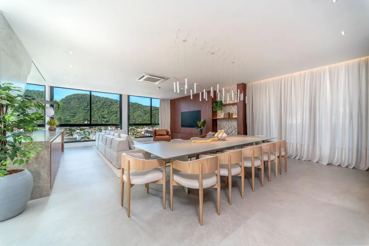 CASA ALTO PADRÃO