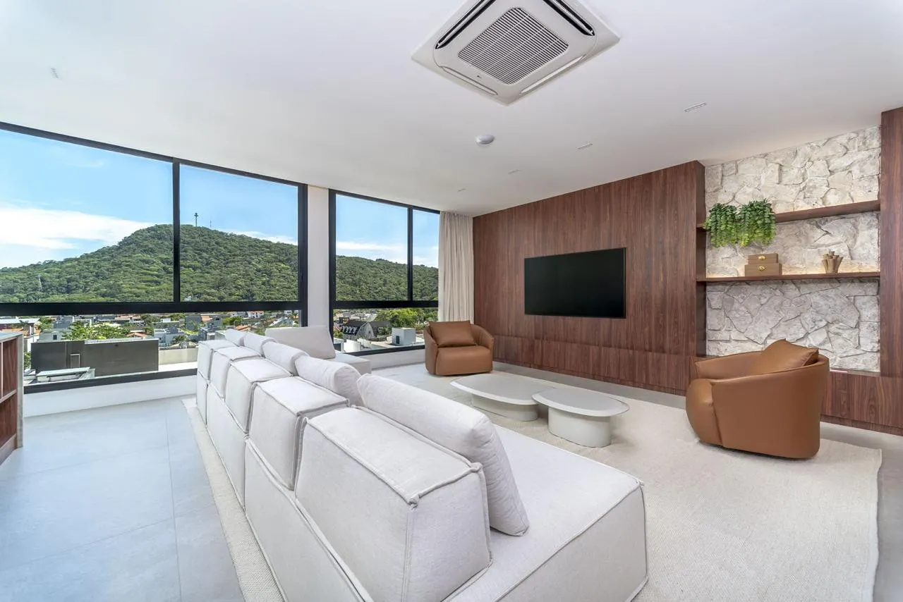 CASA ALTO PADRÃO
