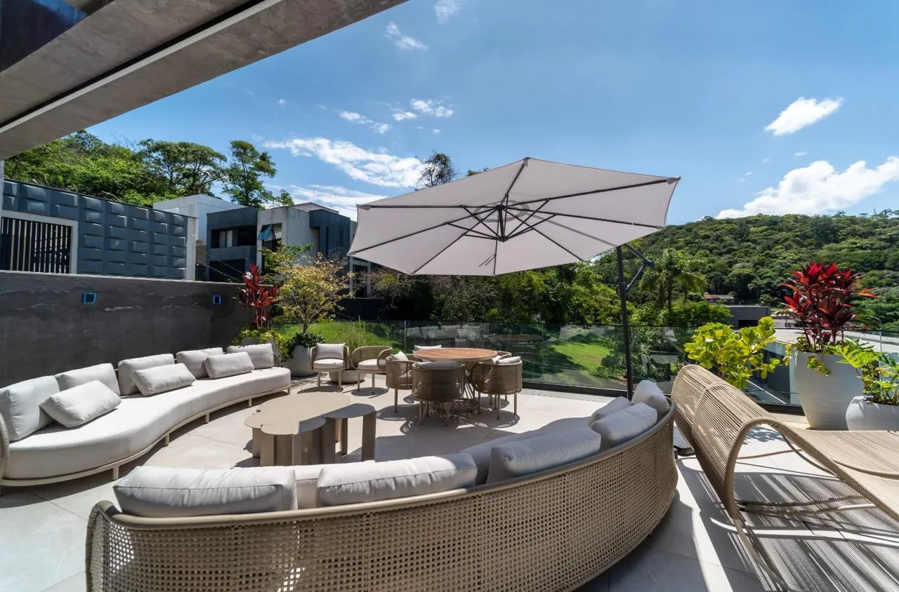 CASA ALTO PADRÃO