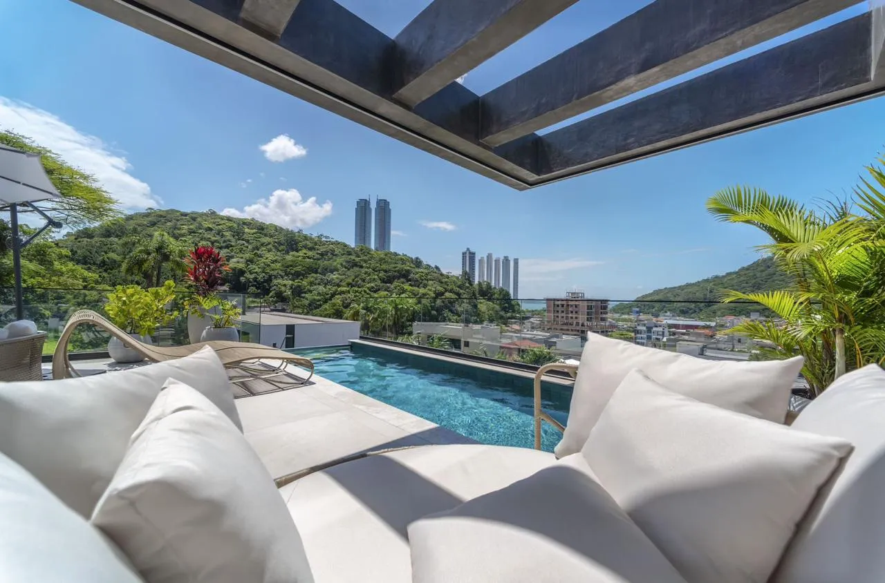 CASA ALTO PADRÃO