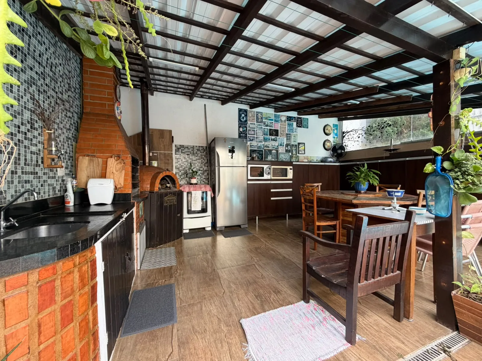 CASA CONTEMPORÂNEA