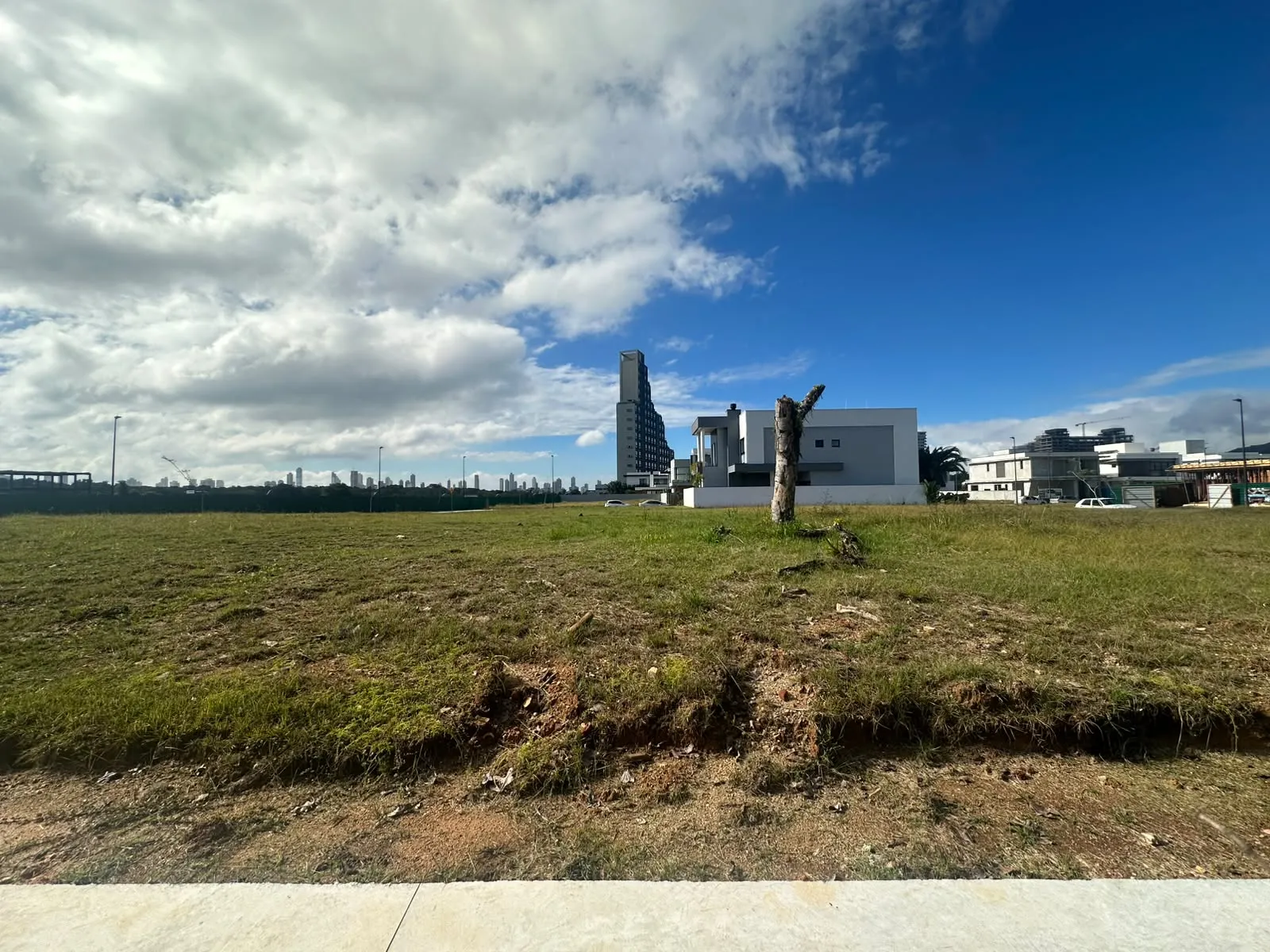 LOTE VIVA PARK