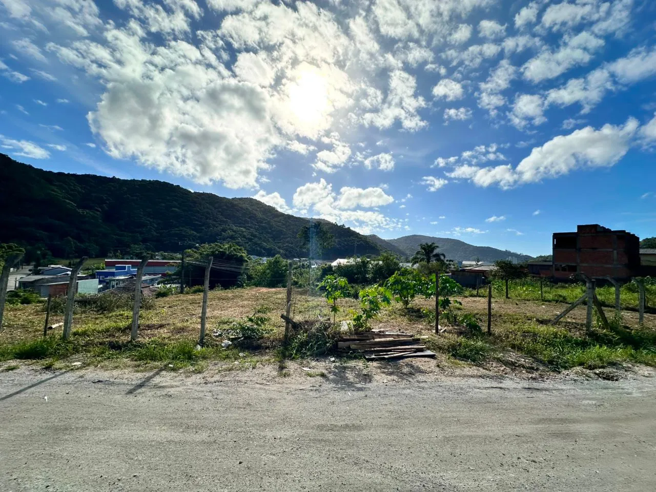 TERRENO CASA BRANCA