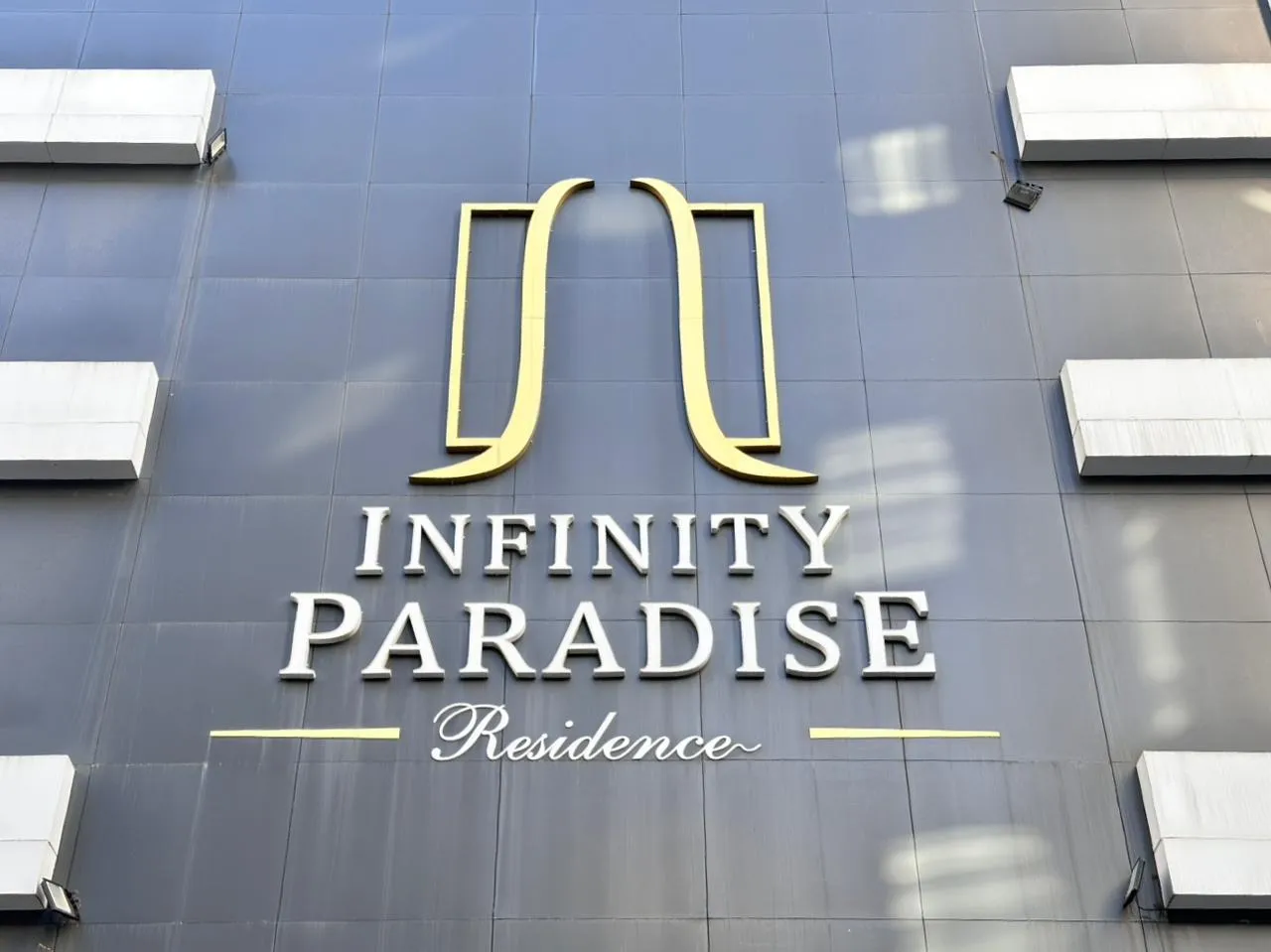 INFINITY PARADISE