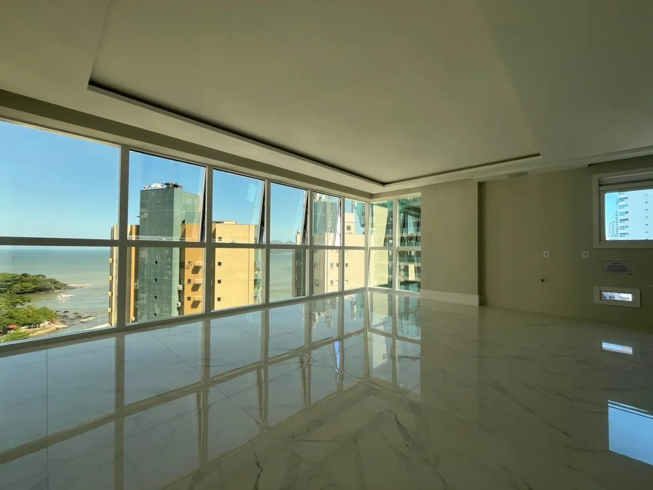 SKYLINE TOWER