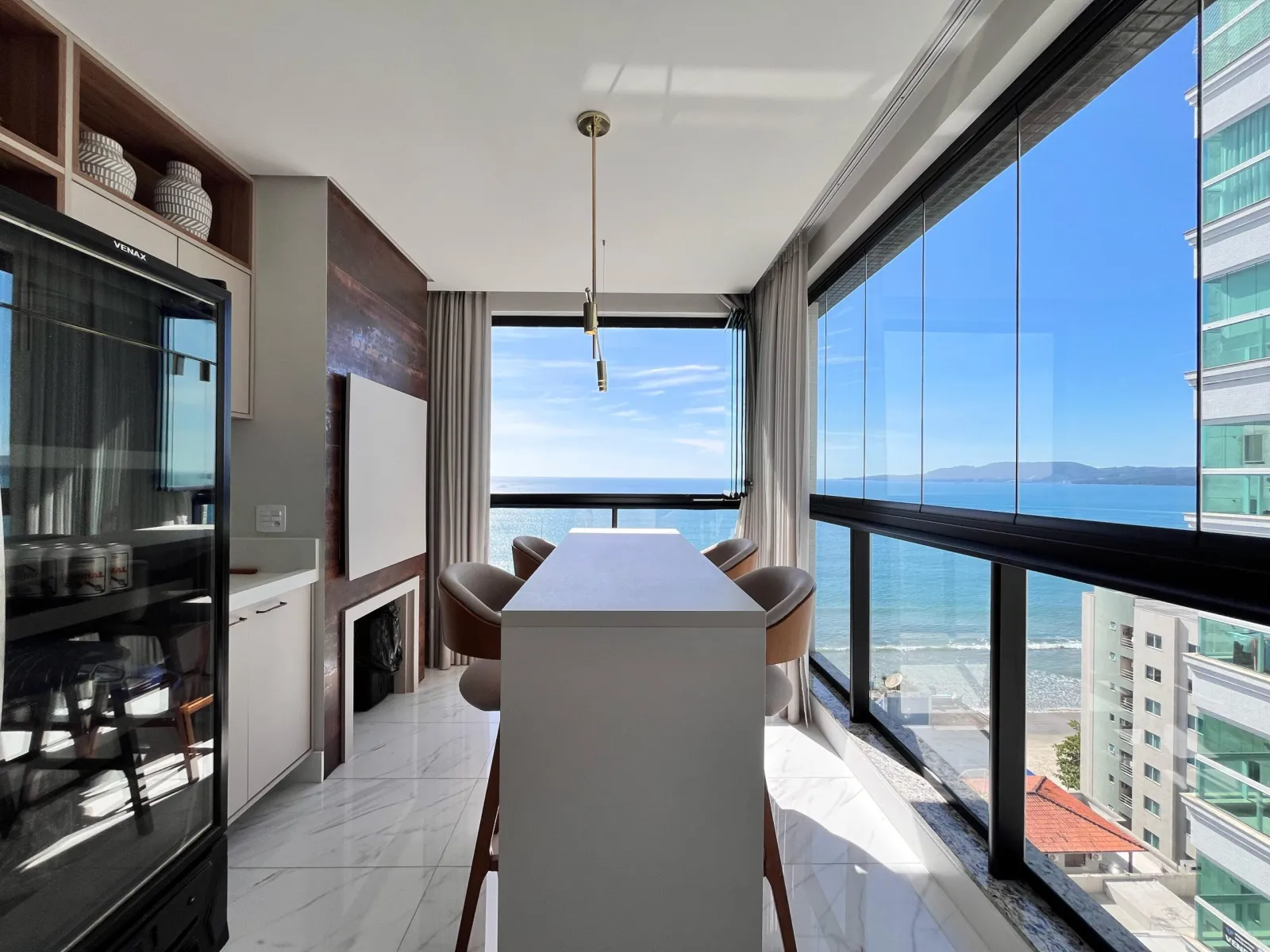 BEACH HOUSE