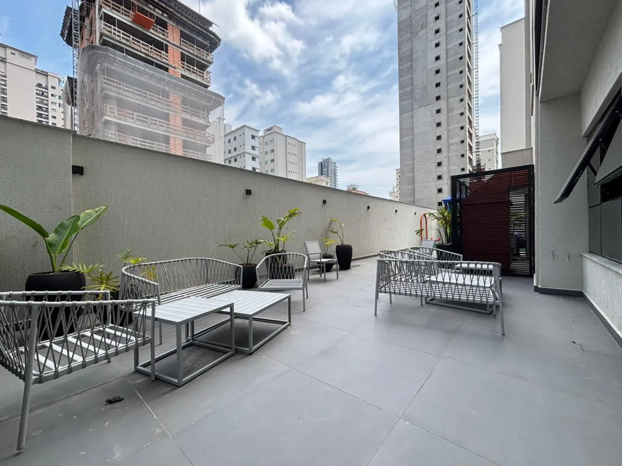 NEW YORK FLATS