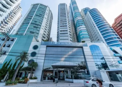 Apartamento de 5 suítes no Theiss Heim à venda em Barra Sul - Balneário Camboriú