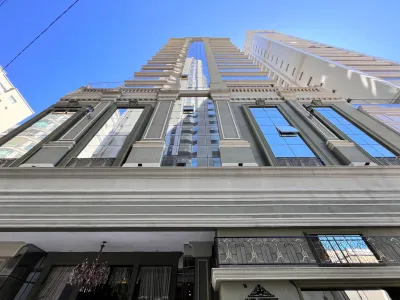 Apartamento de 4 suítes no Marie Antoinette à venda em Meia Praia - Meia Praia - Itapema