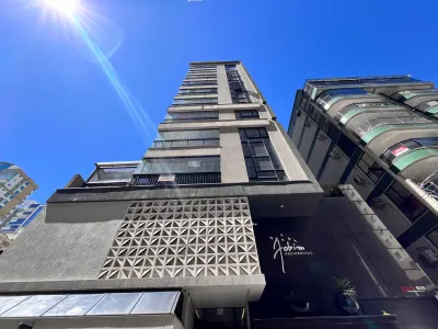 Apartamento de 3 suítes no Jobim à venda em Meia Praia - Meia Praia - Itapema