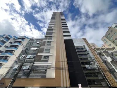 Apartamento de 3 suítes no Exuberance à venda em Meia Praia - Meia Praia - Itapema