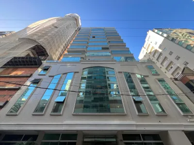 Apartamento de 3 suítes no Porto Di Capri à venda em Meia Praia - Itapema