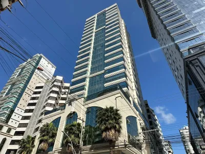 Apartamento de 4 suítes no Villa de Siena à venda em Meia Praia - Meia Praia - Itapema