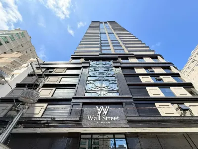 WALL STREET TOWERS - Meia Praia - Itapema
