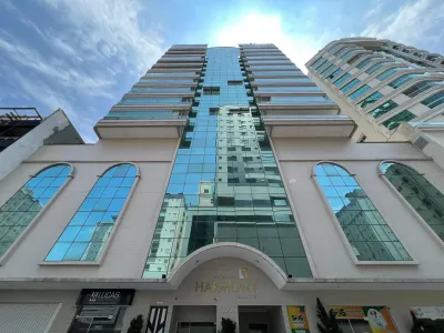 Apartamento de 3 suítes no Harmony Palace à venda em Itapema - Meia Praia - Itapema