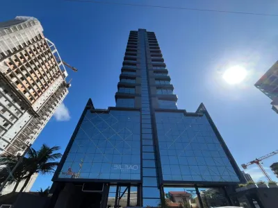 Apartamento de 4 suítes no Bilbao House à venda em Itapema - Porto Belo