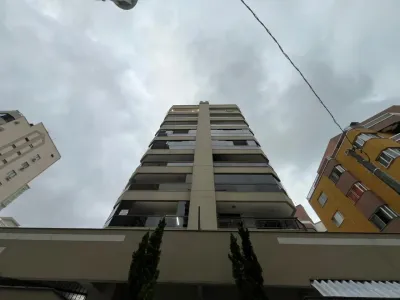 Apartamento de 3 dormitórios, sendo 1 suíte no Pedras Brancas à venda em Itapema - Meia Praia - Itapema