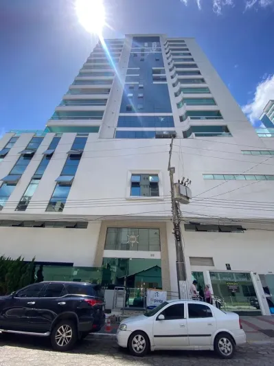 Apartamento de 4 suítes no Magic Tower à venda em Meia Praia - Meia Praia - Itapema