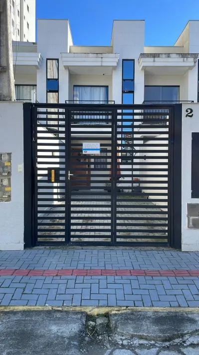 Casa de 2 suítes no Sobrado Rua 406B à venda em Morretes - Morretes - Itapema